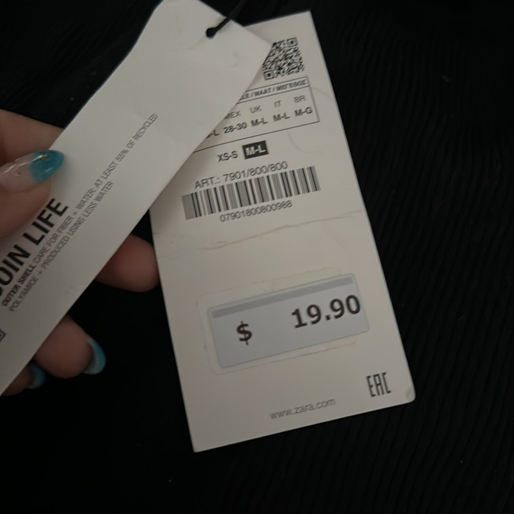 Zara black crop top size medium/large - Picture 3 of 3